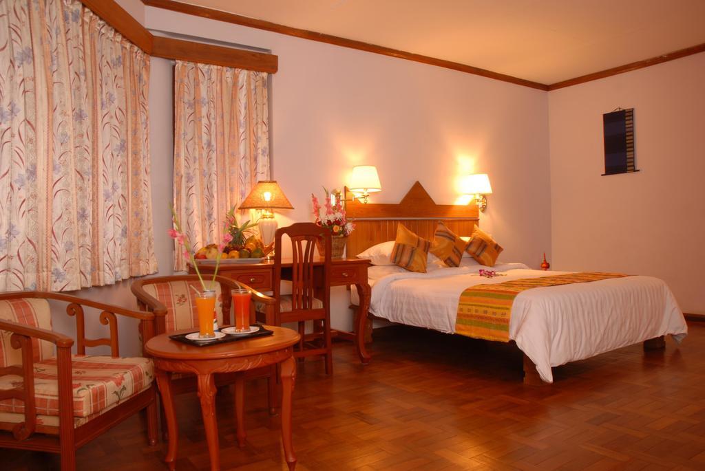 Hotel Amazing Kaytu Taungoo Bagian luar foto