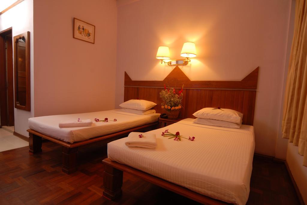 Hotel Amazing Kaytu Taungoo Bagian luar foto